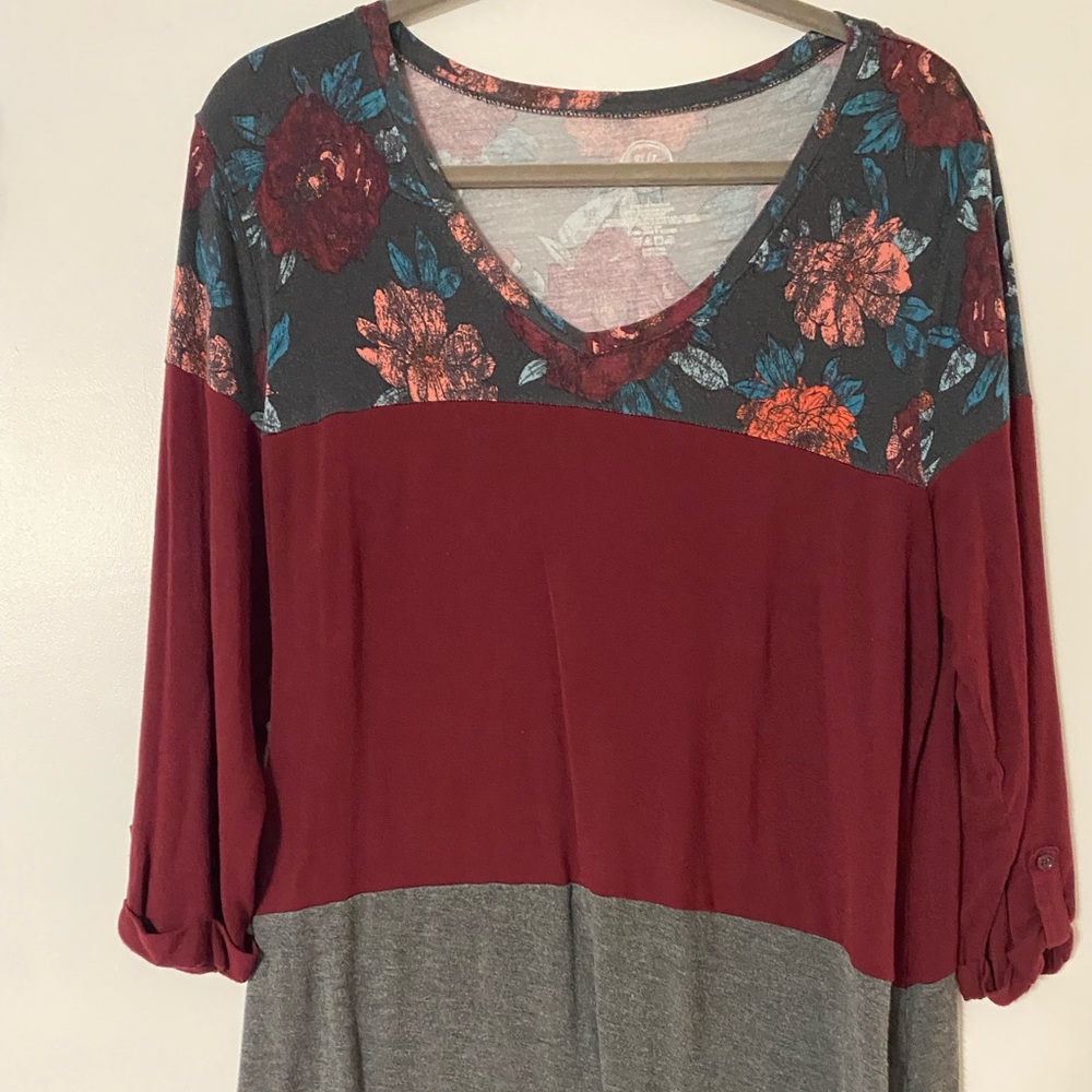 Long sleeve floral top